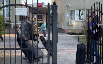 Украинские беженцы в Польше. Фото: скрин youtube