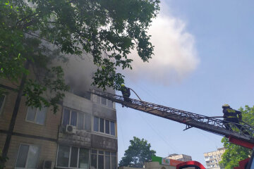 У Дніпрі курець мало не перетворив багатоповерхівку на жменьку попелу