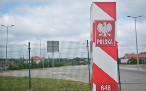 Тотальное сокращение: Польша нашла новый способ поиздеваться над украинцами