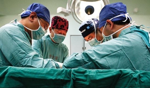 Хирурги организовали бизнес на органах смертников