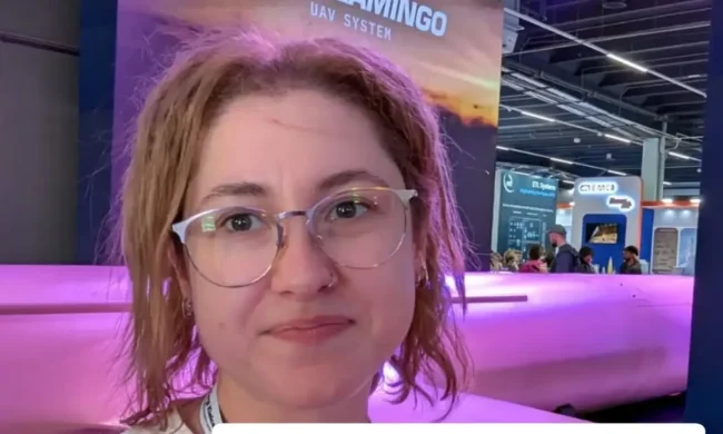 Пожар и разрушения после удара дрона РФ по бизнес-центру Compass FM
