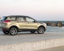 Львів'янка загинула під колесами власного авто