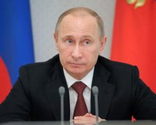 Двійник у дії: користувачі мережі звернули увагу на дивні рухи Путіна