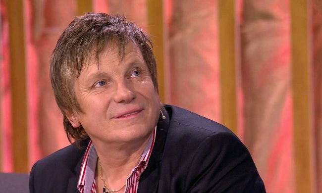 Відомого російського співака відправили назад в Росію: Я подаватиму до суду