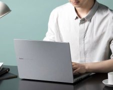 RedmiBook 14: копеечный ноутбук с флагманской начинкой