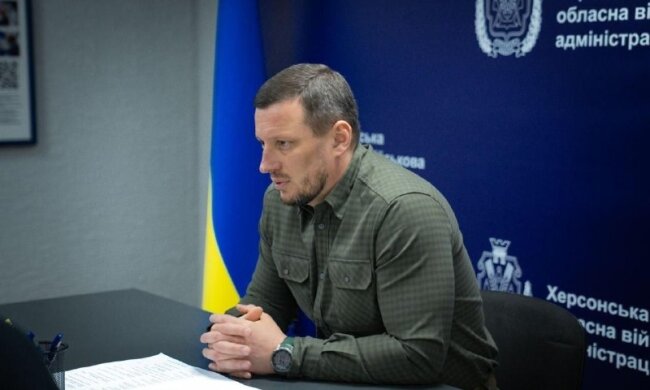 Пошкоджені будинки після обстрілу Херсонщини російськими військами