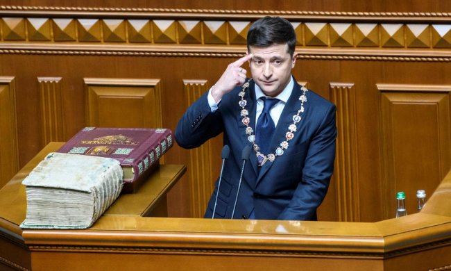 Зеленский внезапно заговорил о своей отставке: "Это один из механизмов демократии"