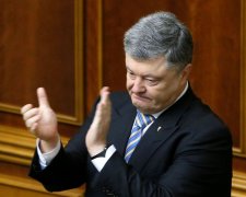 На Порошенко завели 8 уголовных дел: "Теперь точно не отвертится"