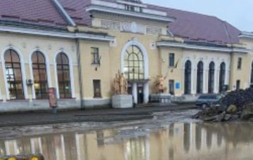 Мукачево перетворюється на пустелю / фото: Новини Закарпаття