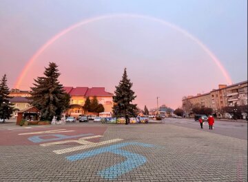 Скрін, Facebook Богдан Досюк