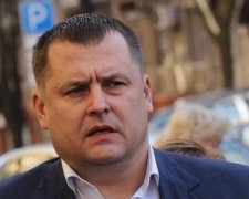 Мер Дніпра хоче знати адреси наркоманів та ображає городян