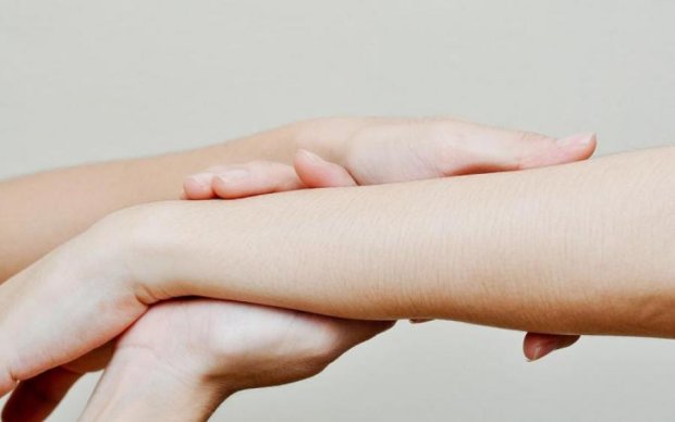 Вчені знайшли електронний замінник людської шкіри