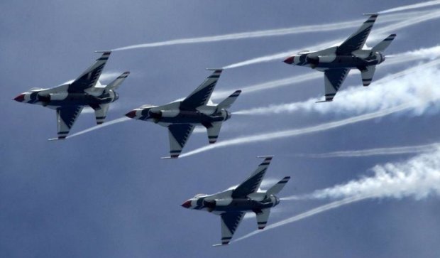 Перехоплювачі НАТО помітили сім російських літаків