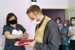 У лікарні охрестили хлопчика, фото "Суспільне"