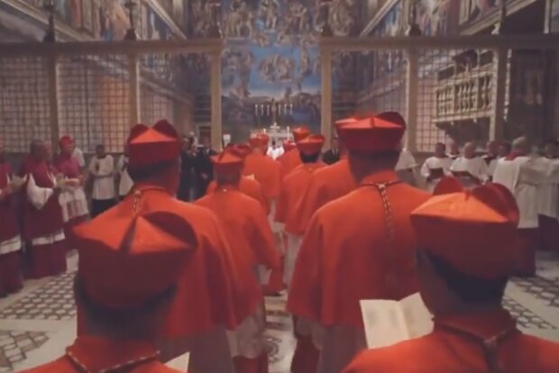 Конклав, кадр з серіалу "Молодий папа"