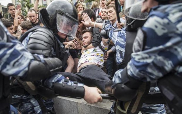 Невзоров объяснил главную цель российских протестов