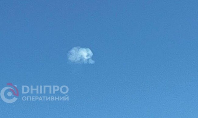 Сили ППО працюють по ворожих дронах над Дніпром