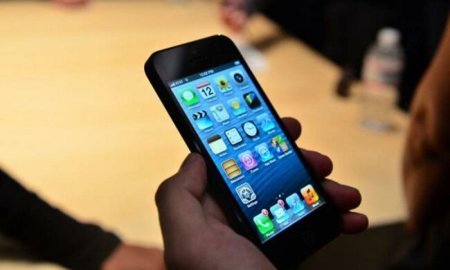 Apple приховує наявність багів: власники iPhone в небезпеці