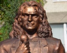 Пам'ятник Кузьмі на Волині перероблять до зими