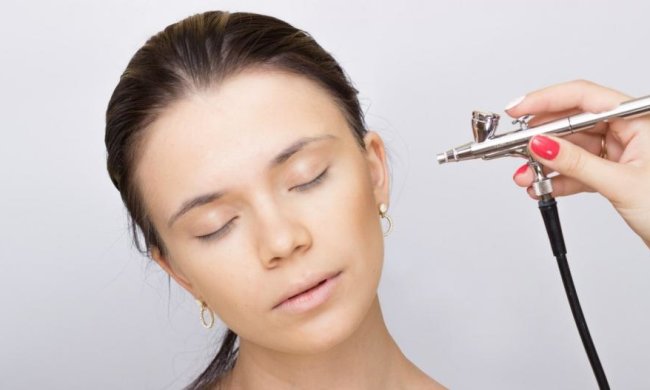 Аеромакіяж: як створити сучасний makeup