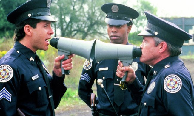 Легендарна "Поліцейська академія" через чверть століття повернеться на екрани