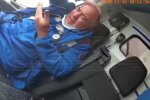 Водитель скорой "протаранил" экскаватор, скрин с видео