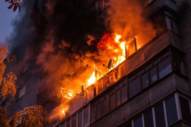 Киевлянин сжег себя в "домашнем крематории", спасатели не успели: подробности кошмара