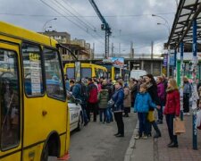 Спіймали за руку: в Запоріжжі злодій попався на "гарячому", - пасажири не пробачили