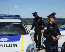 Молоді відвідувачі побили охоронця столичної закусочної