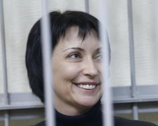 Луценко пояснив, чому подружка Януковича гуляє на волі