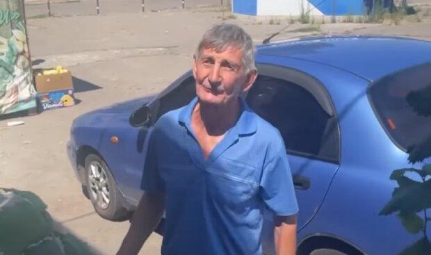 Ватный житель Николаева, скриншот: YouTube