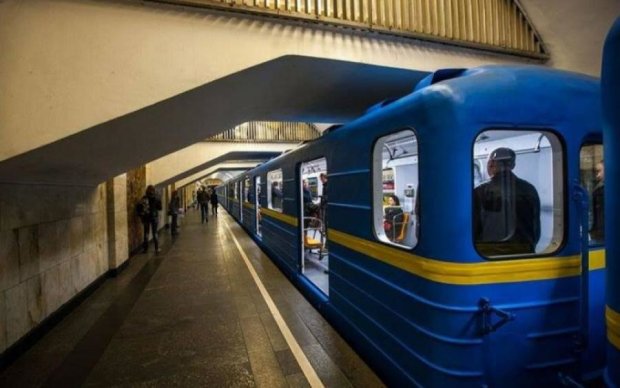 Закроют на полгода: киевлян предупредили о ремонте в метро