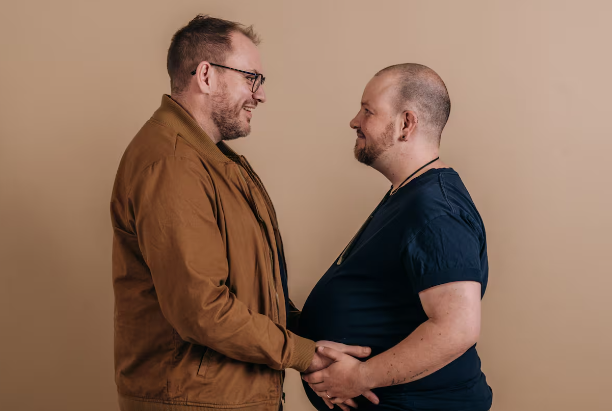 Транс 2 гей бейнелері