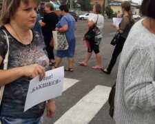 День знань скасовується? Розлючені вчителі влаштували бунт під Харковом, немає сил терпіти