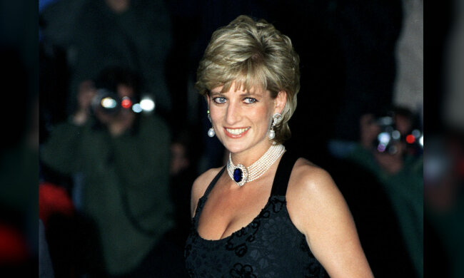 Роковини загибелі принцесі Діани: дружина Бібера повторила стилі образи легендарної леді Ді