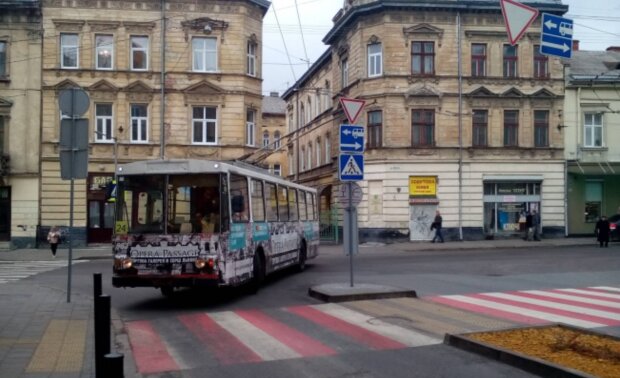 Львівський тролейбус, скріншот: YouTube