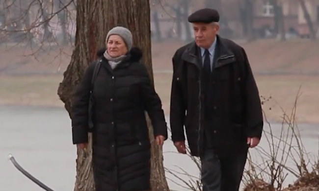 Пенсионеры. Фото: скрин youtube