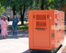 Генераторы в школах Киева