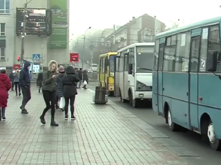 Общественный транспорт. Фото: скрин youtube