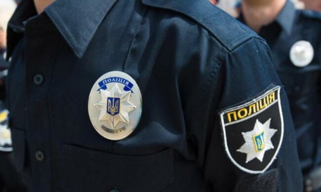 Столична поліція побила водія за порушення ПДР (відео)