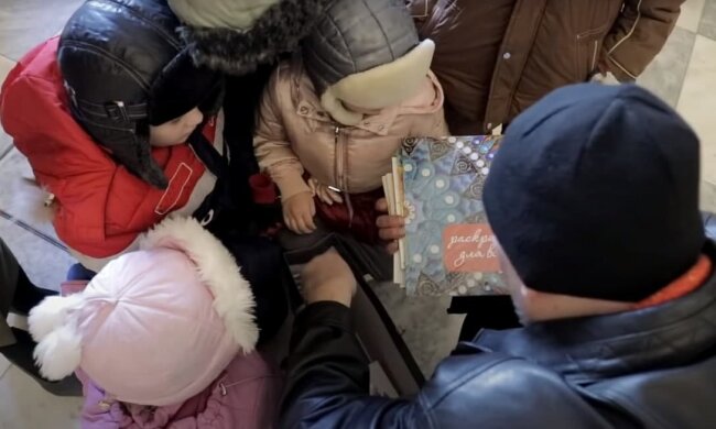 Родила 7 детей и сбежала к другому: как живет отец спустя 5 лет одинокой жизни