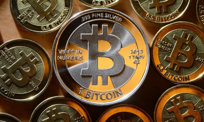 Біткоїн побив річний рекорд, але власники не занадто щасливі: що відбувається