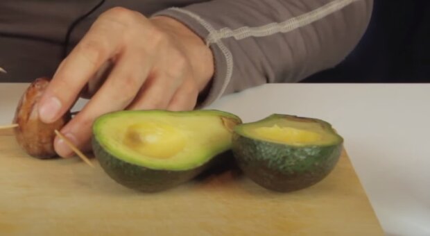 Авокадо, скріншот: Youtube