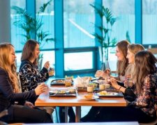 Забудьте про це! Які страви на голодний шлунок можуть нашкодити