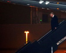 США розслідують небезпечний повітряний інцидент з Трампом