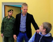 Як росіян в армію обманом забирають