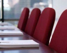 Політичні партії стали товаром року
