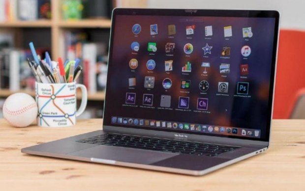 MacBook Pro 2018 от Apple режет уши пользователям