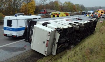 В Германии перевернулся автобус с детьми: есть погибшие