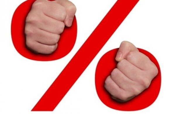 Банки "компенсируют" долги нереальными процентами